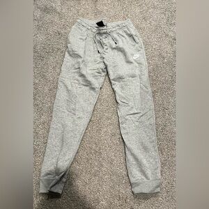 Nike Fleece Joggers Size Medium